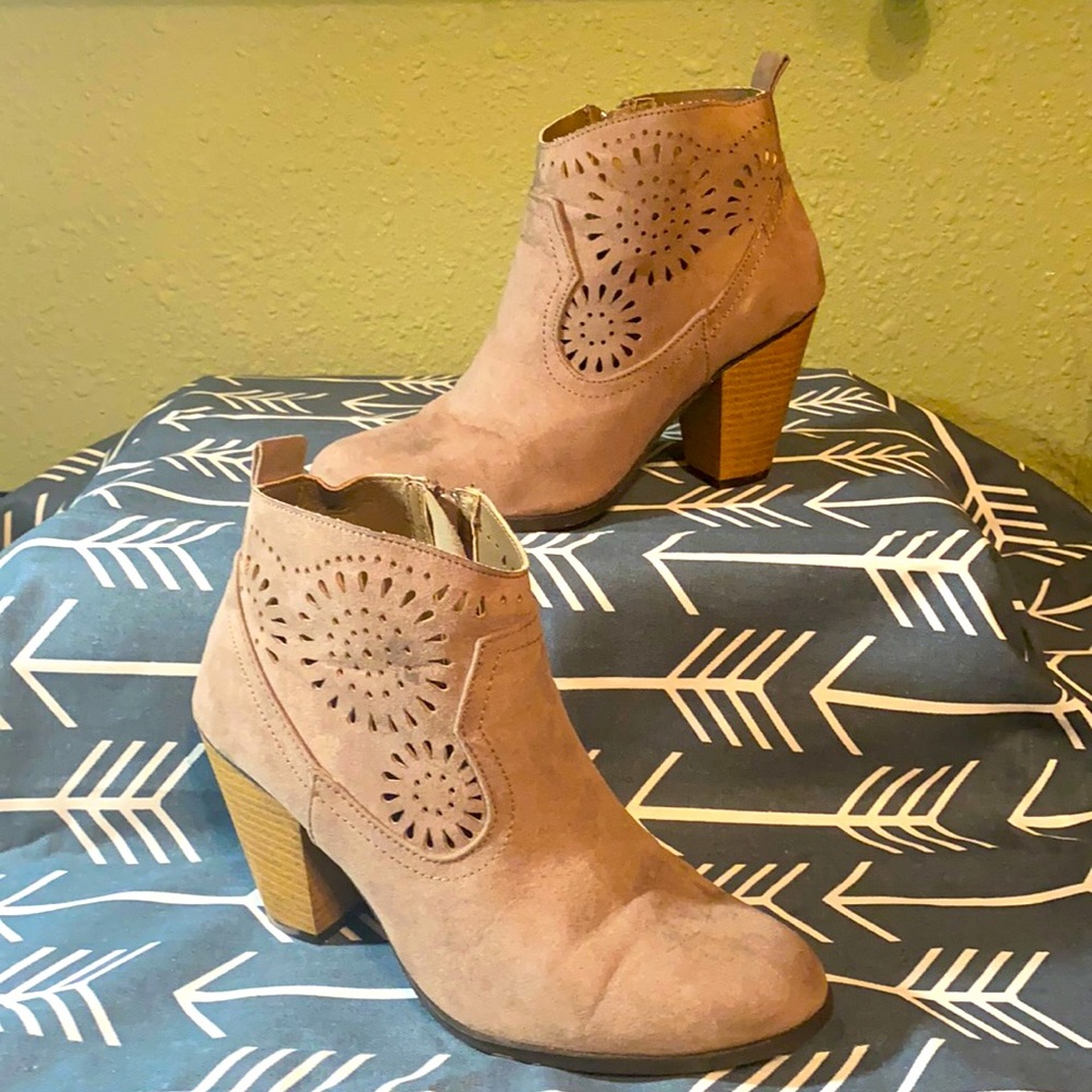 Qupid Faux Suede Booties